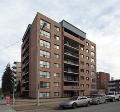 Terra Del Sol in Calgary, AB - Building Photo - Building Photo