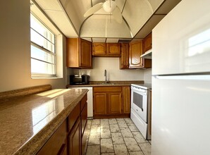 93 Sheffield D in West Palm Beach, FL - Building Photo - Building Photo