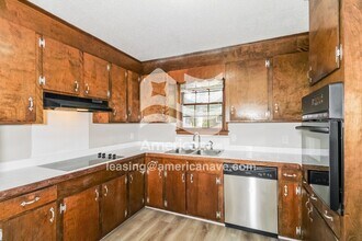 200 Bob White Ave in Hopkins, SC - Building Photo - Building Photo