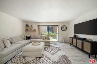 31200 Landau Blvd-Unit -2805 in Cathedral City, CA - Foto de edificio - Building Photo