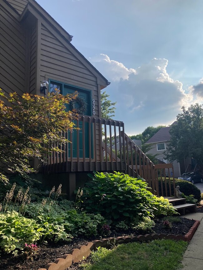 property at 9370 Hunters Creek Dr