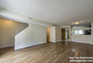 148 N Beacon St in Boston, MA - Building Photo