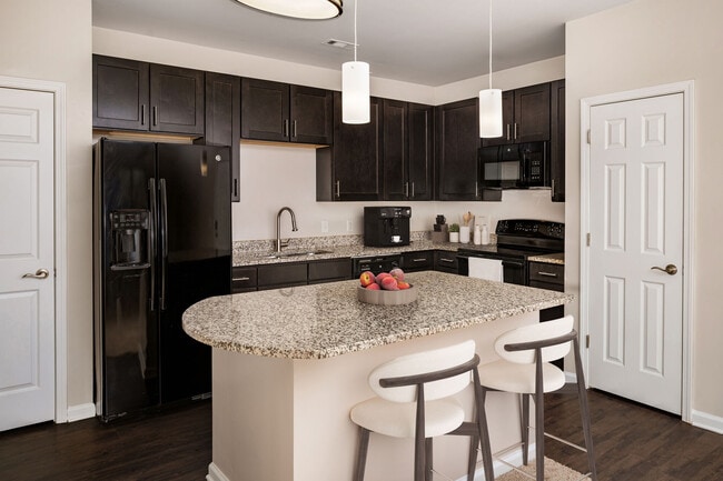 Residences at Brookline in Charlotte, NC - Building Photo - Building Photo