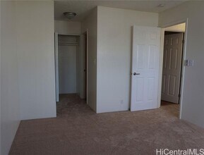 94-1064-1064 Paawalu St in Waipahu, HI - Building Photo - Building Photo