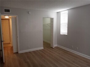 641 Lyons Rd in Coconut Creek, FL - Building Photo - Building Photo