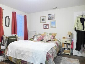 130 Marcella St in Boston, MA - Building Photo