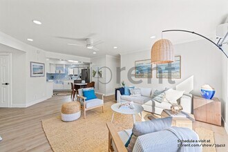 3906 Pacific Ave in Los Angeles, CA - Foto de edificio - Building Photo