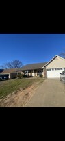 3811 Owen St in Van Buren, AR - Building Photo