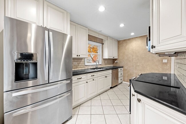 5352 W 90th St in Oak Lawn, IL - Foto de edificio - Building Photo