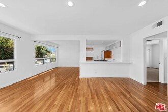 11901 Nebraska Ave in Los Angeles, CA - Building Photo - Building Photo