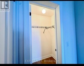 553 Vine Cliff Blvd in Markham, ON - Building Photo - Building Photo