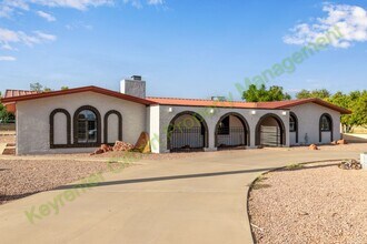 3026 E Campbell Rd in Gilbert, AZ - Building Photo - Building Photo