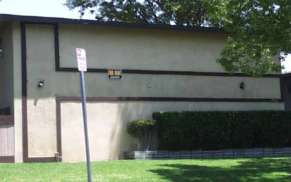 4762 Canoga St in Montclair, CA - Building Photo - Building Photo