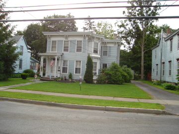 65 John St in Ilion, NY - Building Photo