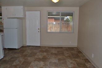 2302 W Boise Ave in Boise, ID - Building Photo - Building Photo