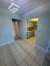 119 Salisbury E in West Palm Beach, FL - Building Photo - Building Photo