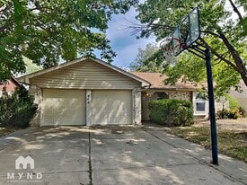 408 Park Center Blvd in Saginaw, TX - Building Photo