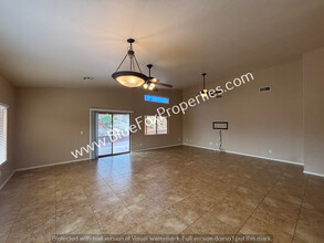 2979 W Royal Copeland Dr in Tucson, AZ - Building Photo - Building Photo