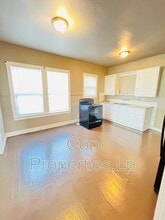 1211 Hammond Ave in San Antonio, TX - Building Photo - Building Photo