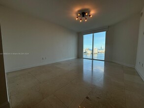 3301 NE 183rd St, Unit 2705 in Aventura, FL - Building Photo - Building Photo