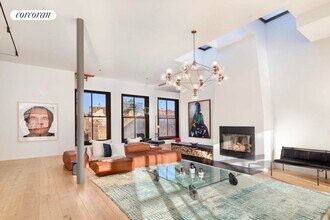 39 Lispenard St in New York, NY - Building Photo - Building Photo