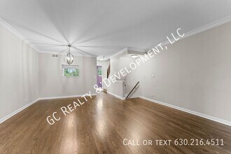 238 E Parallel St in Palatine, IL - Building Photo - Building Photo