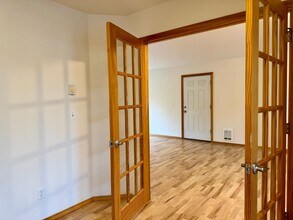 37404 Bay St NE in Hansville, WA - Building Photo - Building Photo