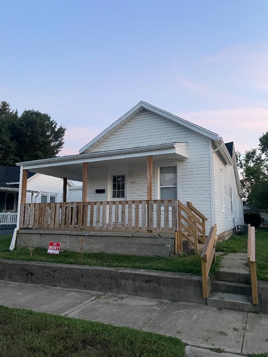 909 Jefferson St in Troy, OH - Building Photo