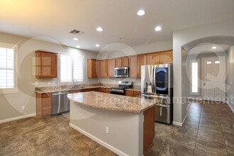 3009 W Trapanotto Rd in Phoenix, AZ - Building Photo - Building Photo