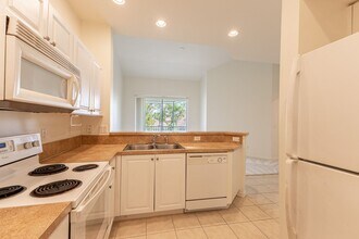 4247 Liron Ave in Ft. Myers, FL - Building Photo - Building Photo