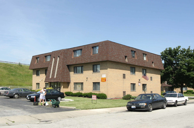 10428 S Natoma in Chicago Ridge, IL - Foto de edificio - Building Photo