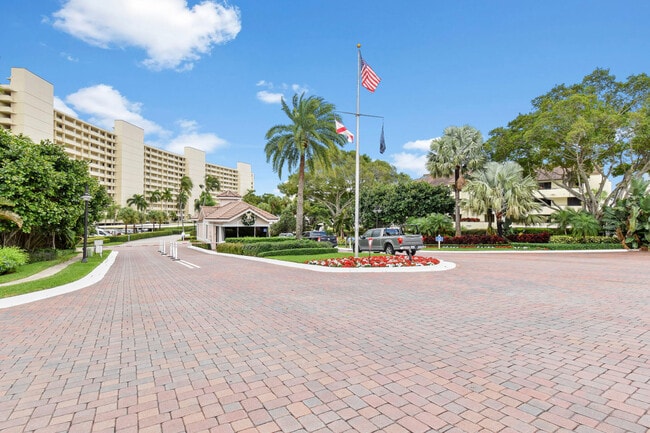 1200 Marine Way in North Palm Beach, FL - Building Photo - Building Photo