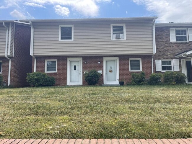 property at 101 Oxford Pl
