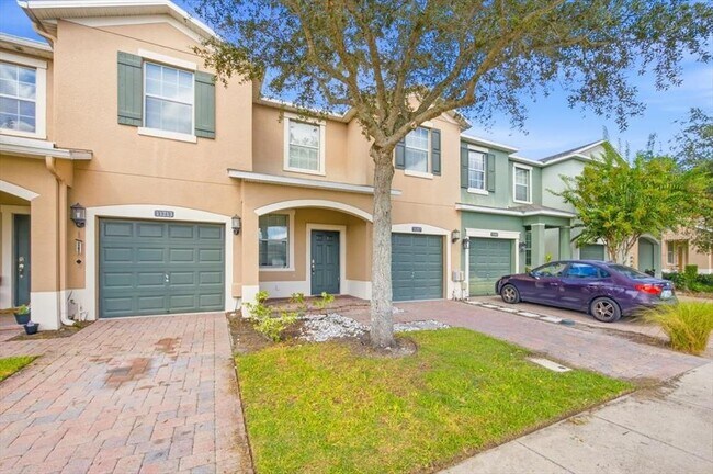property at 11217 Savannah Landing Cir