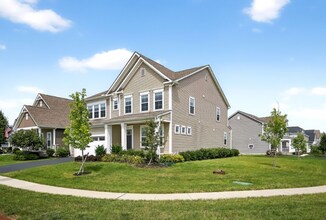 7425 Yarrow Run Rd in Plain City, OH - Building Photo - Building Photo