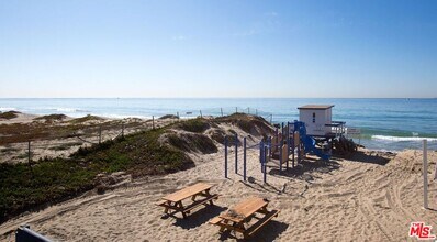 30612 Sicomoro Dr in Malibu, CA - Building Photo - Building Photo