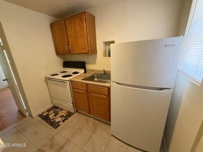 1249 E 10th St in Douglas, AZ - Building Photo - Building Photo