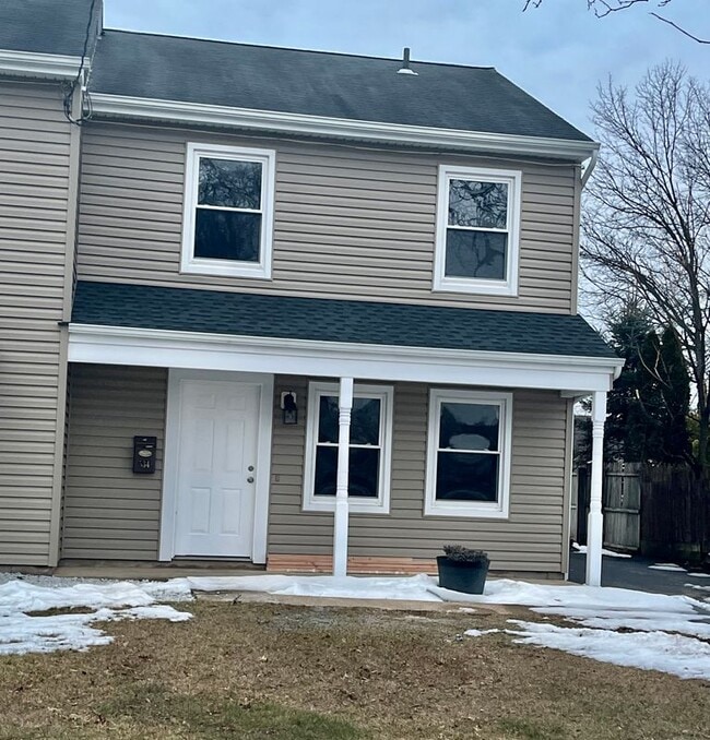 534 Voorhees Ave in Middlesex, NJ - Building Photo - Building Photo