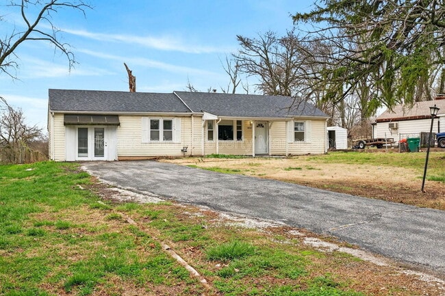 10261 Imperial Dr in St. Louis, MO - Building Photo - Building Photo