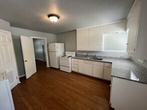 233 Arvin Dr in San Antonio, TX - Building Photo - Building Photo