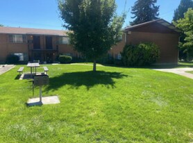 Forbes 16-Plex in American Fork, UT - Building Photo