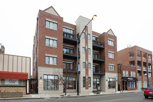 2450 W Montrose Ave Apartments