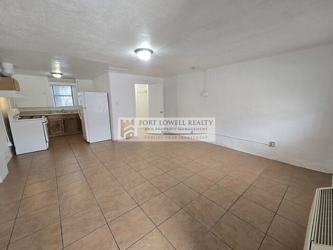 2740 N Stone Ave in Tucson, AZ - Building Photo - Building Photo