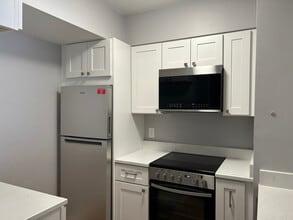 5809 Nicholson Ln in Rockville, MD - Building Photo - Building Photo