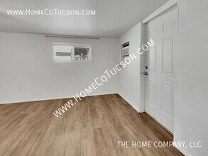 2802 W Bilby Rd in Tucson, AZ - Building Photo - Building Photo
