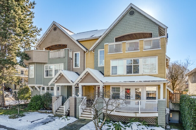 1617-1645 McLean Dr