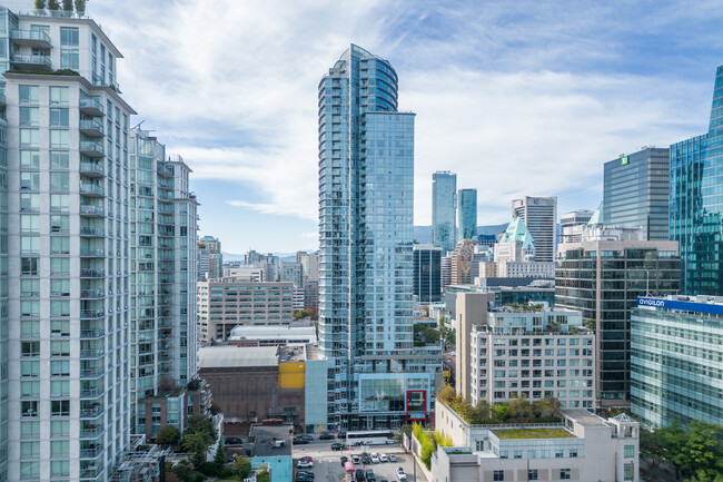 The Capitol Residences in Vancouver, BC - Building Photo - Building Photo