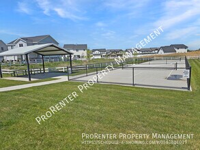 3111 S Edgewater Cv in Syracuse, UT - Building Photo - Building Photo