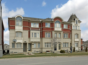 2520-2528 Bur Oak Ave in Markham, ON - Building Photo - Building Photo