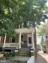 1708 Kilbourne Pl NW in Washington, DC - Building Photo